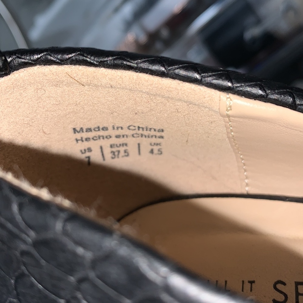 Black Platform Heels - Picture 6 of 10